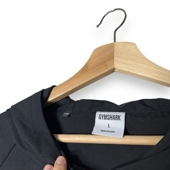 Gymshark Women’s Large Black Cropped Hoodie Minimalist Zip Pockets Gym Athletics - Picture 6 of 9